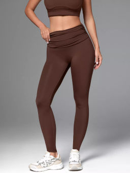 Спортивные леггинсы