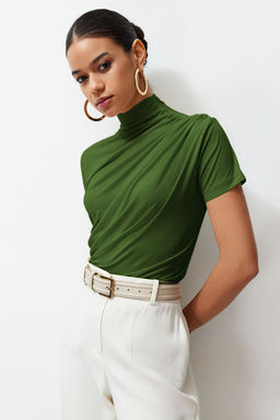 Yag Yesili Drape Detayl? Fitted/Vucuda Oturan K?sa Kollu Dik Yaka Esnek Orme Bluz TWOSS24BZ00426