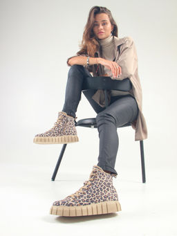 Ботинки 217.91505be.Бежевый леопард/мех