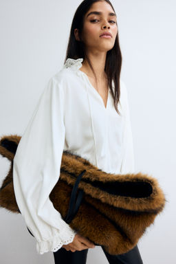 Blusa con ribetes de volante - H&m фото 3