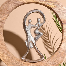 Сувенир интерьерный в деревянном кольце «Танец», 30×8×33 см