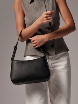 Сумка кожаная на плечо багет Deboro 31046 черный