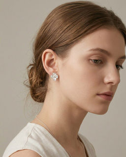 Стильные серьги