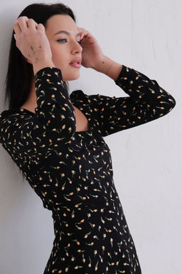 Платье с вырезом каре чёрное в цветок - Martichelli фото 9