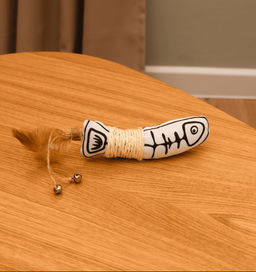 ВВА Игрушка для кошек, рыбка с перьями, 10 см. WOS204