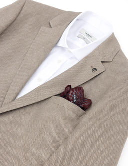 Красный платок