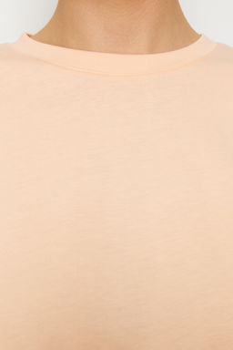 TRENDYOLMILLA Beyaz %100 Pamuk Premium Crop Bisiklet Yaka Orme T-Shirt TWOSS23TS00038  фото 21