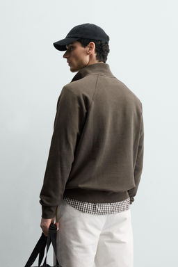 SUDADERA LAVADA CUELLO CREMALLERA / Marr?n oscuro - Zara фото 3