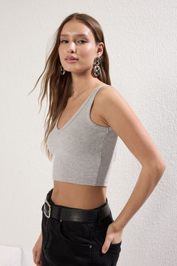 Gri Melanj Fitilli V Yaka Super Crop Esnek Orme Atlet TWOSS24AL00029
