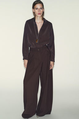 WIDE-LEG TROUSERS WITH THIN BELT