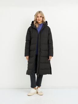 Пуховик женский черный стеганный