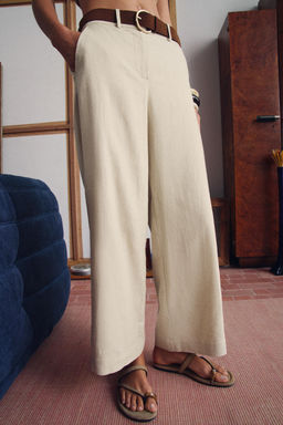 PANTAL?N CULOTTE CON LINO CINTUR?N / Beige claro
