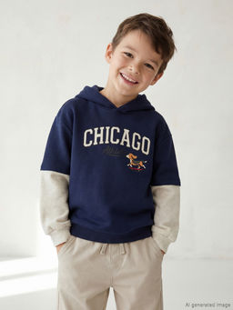 Kap??onlu Bask?l? Erkek ?ocuk Kal?n Sweatshirt