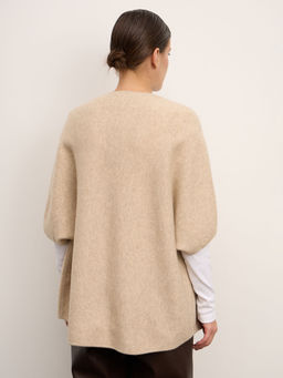 Пончо из кашемира 08469 латте-белое