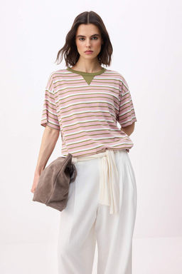 Gul Kurusu Cizgili Oversize/Genis Kal?p Uzun Tok %100 Pamuk Orme T-Shirt TWOSS26TS00051