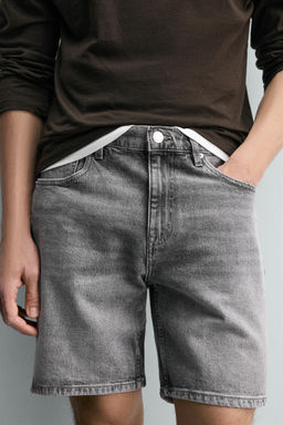 BERMUDA DENIM REGULAR FIT / Gris