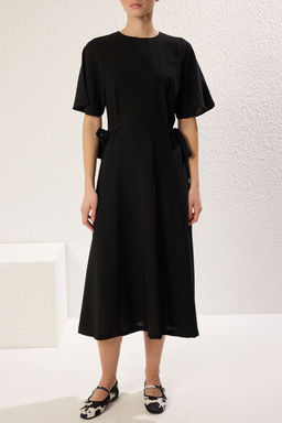 Siyah A Kesim Etegi Yandan Baglama Detayl? Midi Dokuma Krep Elbise TWOSS25EL00249 - Trendyolmilla фото 3