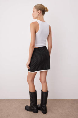 Siyah Cizgili Mini Dokuma Etek TWOAW26ET00039 - Trendyolmilla фото 4