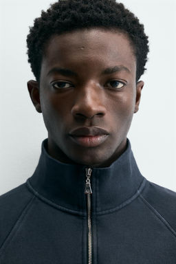 SUDADERA LAVADA CUELLO CREMALLERA / Gris antracita - Zara фото 5