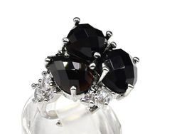 Кольцо с агатом черным (имитация) "Геометрия" из ювелирного сплава