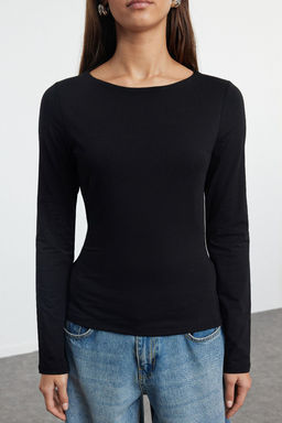 Siyah-Ekru Ikili Paket Kay?k Yaka Fitted/Vucuda Oturan Orme Bluz TWOAW25BZ00062