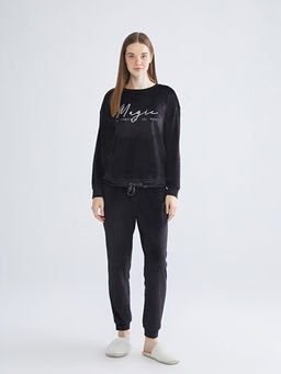 Bisiklet Yaka Nak??l? Kadife Kad?n Pijama Tak?m?