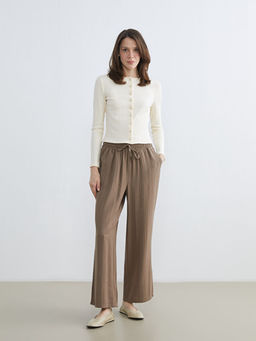 Beli Lastikli Dokulu Kad?n Pantolon