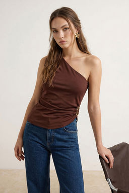 Kahverengi Duz Kay?k Yaka Kolsuz Orme Scuba Krep Party Bluz TPRSS25BZ00045