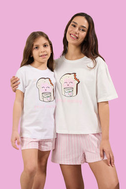 Kad?n Mini Me/Anne K?z Beyaz %100 Pamuklu Cizgili Bask?l? Sortlu Orme Pijama Tak?m? THMSS25PT00353