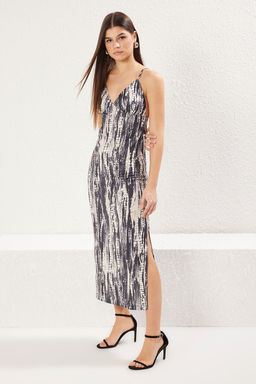 Siyah Bask?l? Ask?l? V Yaka Bodycone/Vucuda Oturan Esnek Maxi Orme Elbise TWOSS25EL00095 - Trendyolmilla фото 3