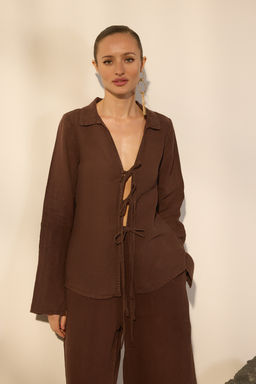 Kahverengi %100 Keten Baglama Detayl? Gomlek TWOSS26GO00046