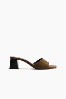 Sandalias de ante con tac?n