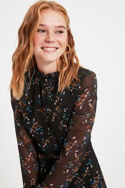 Siyah Dik Yaka Dokuma Elbise TCLAW19LJ0076