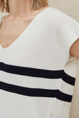 63684 Джемпер. Уцененный товар