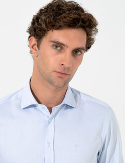 Голубая базовая рубашка зауженного кроя с длинным рукавом - Cacharel фото 2