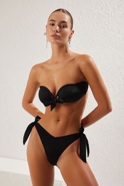 TRENDYOLMILLA Saks Straplez Baglamal? V Kesim Regular Bikini Tak?m? TBESS25BT00086  фото 3