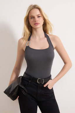 Antrasit Fitted/Vucuda Oturan Boyundan Baglamal? Aksesuar Detayl? Yumusak Orme Bluz TWOSS26BZ00075