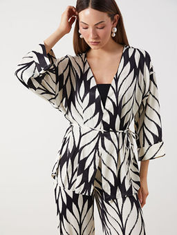 ?al Yaka Desenli Saten Kad?n Kimono