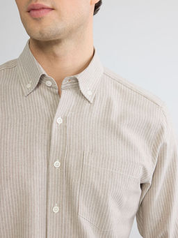 Regular Fit ?izgili Keten G?r?n?ml? Erkek G?mlek