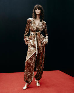 LAMINATED EFFECT HEELED SANDALS