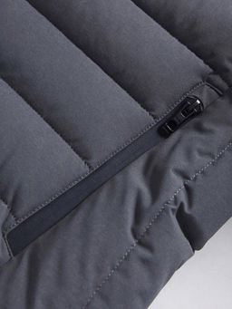 Куртка мужская стёганая с капюшоном с графеновой подкладкой темно-серого цвета 9623_1TC