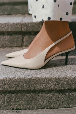 ZAPATO DESTALONADO TAC?N / Blanco Crudo - Zara фото 2