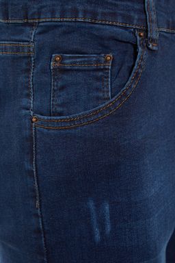 TRENDYOL MAN Indigo Skinny Esnek Kumas Dar Kesim T?rnakl? Kot Pantolon Jeans TMNSS20JE0331