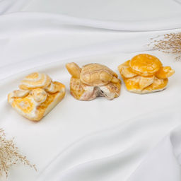 Черепаха резная из желтого Кальцита