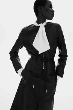 Chaqueta revestida con peplum - H&m фото 2