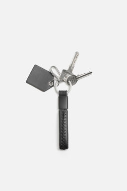 TOPSTITCHED KEY RING - Zara фото 4