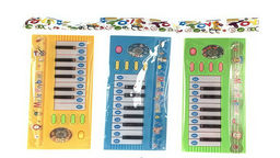 Электропианино на батар., 3цв. в ассорт. (Y23508002) в пакете 27*11см