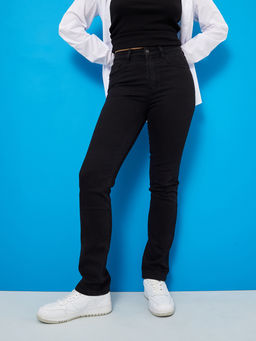 Женские джинсы прямого кроя