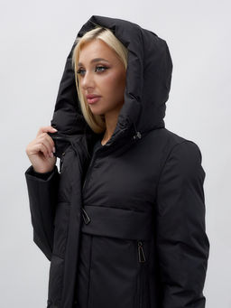 Пальто утепленное стеганное зимнее с капюшоном женское черного цвета 9628Ch - Mtforce фото 8