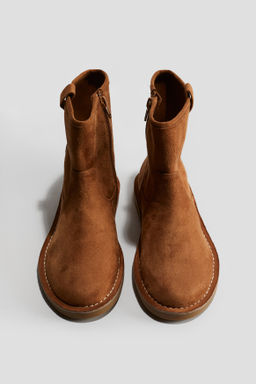 Botas